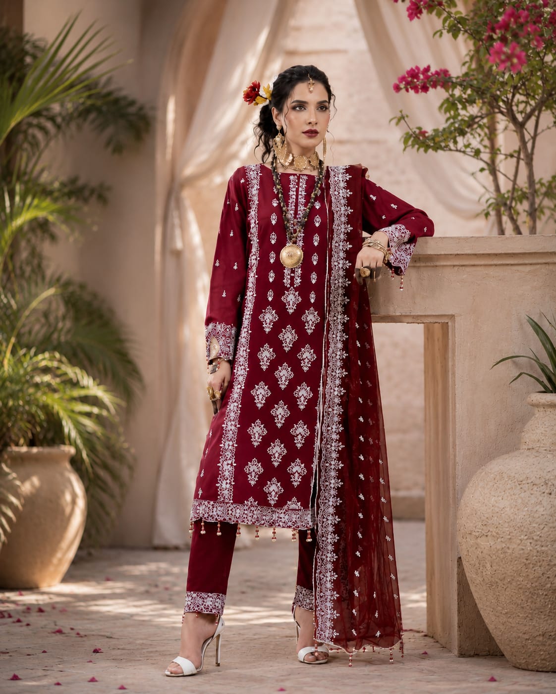 Maroon Embroidered Lawn Suit With Chiffon Dupatta – 3PC